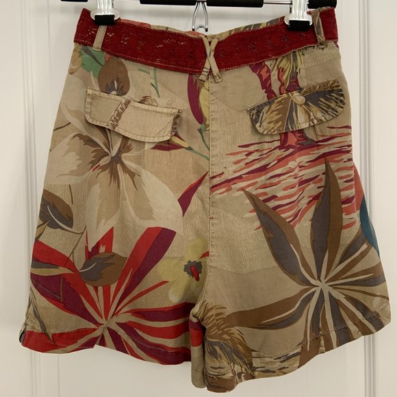 Women's Desigual Red Brown Relaxed High Waist Shorts Tropical Print Size S - Picture 9 of 16
